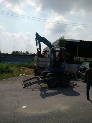 รถแบคโฮ KUBOTA RX202 รถเก่านอกนำเข้า ยังไม่เคยใช้งานในไทย คอนโทลสั้น ปั๊มนิ้ว เครื่องดี ปั๊มแรง ชม.การทำงาน 4000+ ชม.สภาพดี พร้อมใช้งาน มีเอกสารใบอินวอยซ์