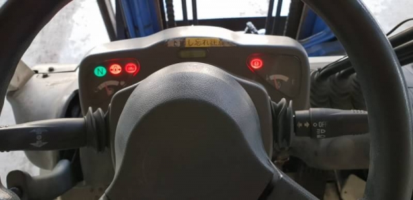 ขายด่วนรถยกKOMATSU FG25-16 ยกได้2.5ตันยกสูง4.5เมตรเกียออโต้รถนอกเพิ่งนำเข้ามายังไม่เคยใช้งานในเมืองไทยเลย=รุ่นใหม่ขายถูกๆๆเครื่องเบนซินติดแก็สมาแล้วจากนอกใช้ได้2ระบบงาสไลย์ซ้ายขวาและเลื่อนแผ่งงาได้