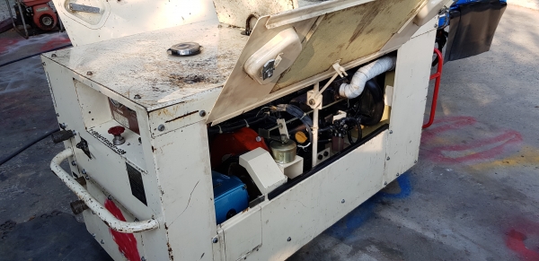 ปั้มอัดฉีด ดีเซล 19 แรง 3 สูบ เทสแล้ว ปั้มอัดฉีด ดีเซล 19 แรง 3 สูบ เทสแล้ว