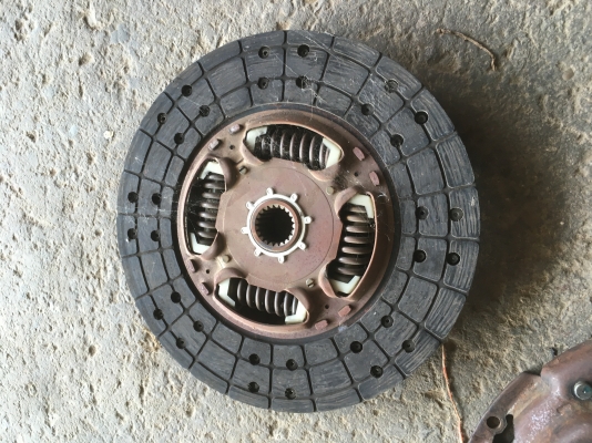 ขายด่วนแผ่นครัชวีโก้พร้อมหวีครัชหวี2ชั่น