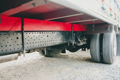 รถ isuzu npr 150 ปี56 รถห้างแท้