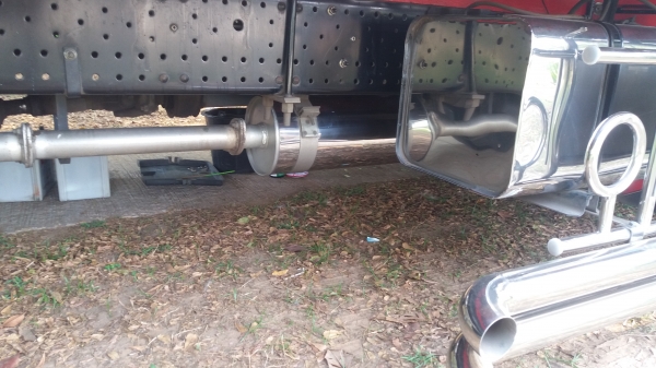 รถ isuzu npr 150 ปี56 รถห้างแท้