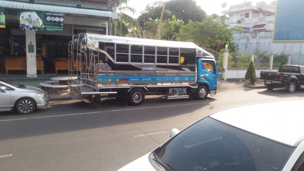 รถ isuzu npr 150 ปี56 รถห้างแท้