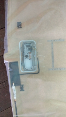 ขายฝ้าหลังคารถฟอร์ดเฟียส 4 ประตู ชื้อมาไม่ได้ใช้