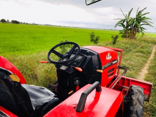 ํรถแทรกเตอร์สภาพดี พร้อมใช้งาน สนใจติดต่อ 086-1332298 ํรถแทรกเตอร์สภาพดี พร้อมใช้งาน สนใจติดต่อ 086-1332298