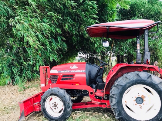 ํรถแทรกเตอร์สภาพดี พร้อมใช้งาน สนใจติดต่อ 086-1332298 ํรถแทรกเตอร์สภาพดี พร้อมใช้งาน สนใจติดต่อ 086-1332298