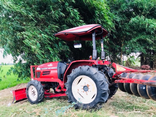 ํรถแทรกเตอร์สภาพดี พร้อมใช้งาน สนใจติดต่อ 086-1332298 ํรถแทรกเตอร์สภาพดี พร้อมใช้งาน สนใจติดต่อ 086-1332298