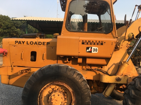 ขายรถตัก Komatsu JH30B นำเข้า ยังไม่เคยใช้งานในเมืองไทย สภาพสวย พร้อมใช้ ราคาถูกมากๆ 081-9485494 ขายรถตัก Komatsu JH30B นำเข้า ยังไม่เคยใช้งานในเมืองไทย สภาพสวย พร้อมใช้ ราคาถูกมากๆ 081-9485494