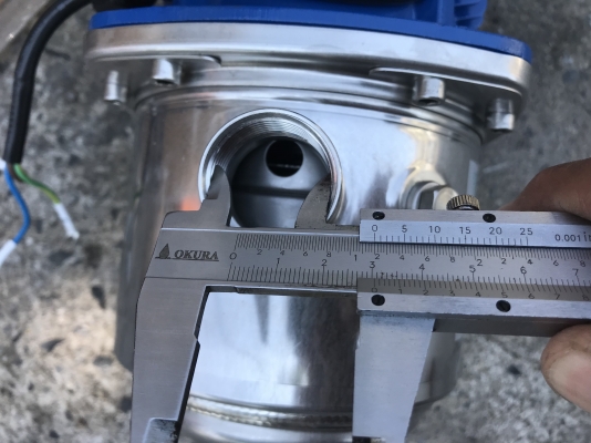 ขายปั้มน้ำแรงดันสูงหัวปั้มสแตนเลส Ebara 1.2HP. 220V ไฟบ้าน รุ่นใบพัด 4ชั้น made in Italy ขนาดเข้า 1.2นิ้ว ออก 1นิ้ว ของใหม่แกะกล่อง สั่งซื้อราคาตัวละ 9,900 บาท