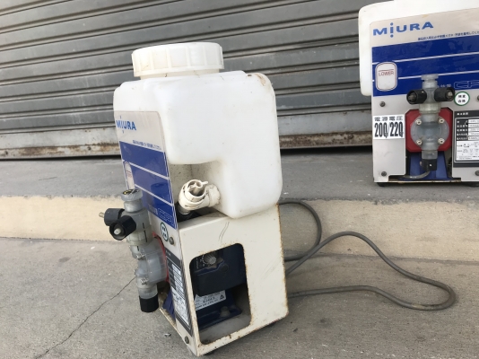 ขายปั้มเคมี Iwaki 220V ไฟบ้าน made in Japan มีชุดถังเก็บน้ำยา อุปกรณ์ครบ สภาพสวยถอดจากโรงงาน พร้อมใช้งาน มี 5ชุดครับ