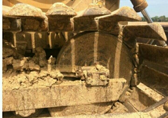 ขาย!! >>> CAT D4E รถพร้อมใช้งาน <<< เบอร์ติดต่อ 098-7155789 086-4631102