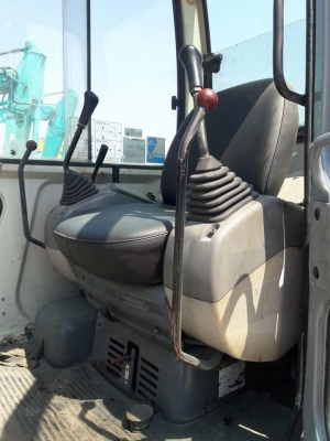 ขายจ้า  KOMATSU PC30-7  เก่านอกแท้  2,XXX  ชั่วโมง  พร้อมใช้  โทร  089-3818694  ดวงนภา