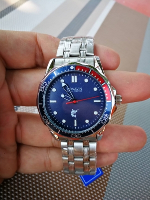 นาฬิกา ดำน้ำ ไดร์เวอร์ คอนาวิน