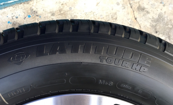 แม็กพร้อมยางป้ายแดงสดๆ Toyota New Fortuner ขอบ 18 พร้อมยาง 265-60-18 ยกจากห้าง