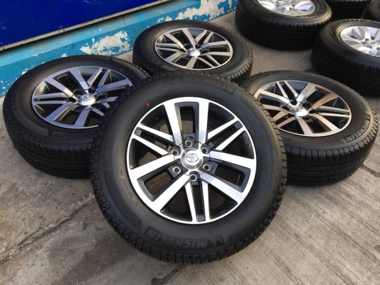 แม็กพร้อมยางป้ายแดงสดๆ Toyota New Fortuner ขอบ 18 พร้อมยาง 265-60-18 ยกจากห้าง