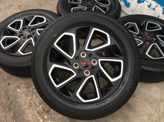 ล้อแม็ก Toyota Yaris TRD ขอบ 15 พร้อมยาง Yokohama 185-60-15 ปลายปี 16 ล้อแม็ก Toyota Yaris TRD ขอบ 15 พร้อมยาง Yokohama 185-60-15 ปลายปี 16