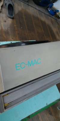 700 บ.โทร 083-2000058 LINE ID: line832923 พัดลม+กรองอากาศสำเส็จรูป ยี่ห้อ EC-MAC กรองได้ 0.003mm. ใช