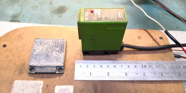 ชุดละ 450 บ.ส่งถึงบ้านฟรี โทร 083-2000058 LINE ID: line832923 BEAM SENSOR เซ็นเซอร์ตรวจจับแบบมีตัวรั
