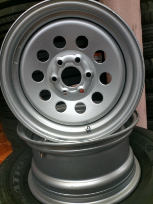 กะทะผ่า (ใหม่) นิสสัน NAVARA 7.0x15 6 รูู ขอบ 15 วงละ 1500 บาท
