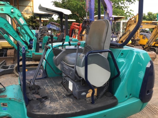 ขายรถขุดเก่านอก KOMATSU PC35-8 เครื่อง3สูบ ปั้มนิ้ว คอนโทนสั้น เช็ดระบบ พร้อมส่งทั้วไทยฟรี
