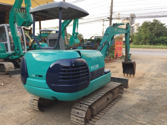 ขายรถขุดเก่านอก KOMATSU PC35-8 เครื่อง3สูบ ปั้มนิ้ว คอนโทนสั้น เช็ดระบบ พร้อมส่งทั้วไทยฟรี