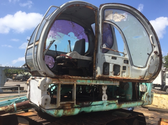 ขายซากSK200เอาไปทำอะไหล่ เครื่องพังของอยู่ครบ