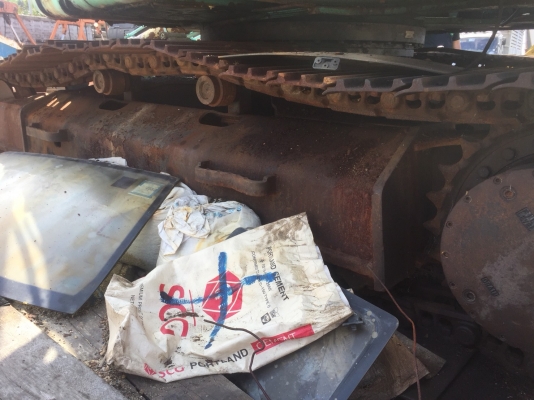 ขายซากSK200เอาไปทำอะไหล่ เครื่องพังของอยู่ครบ