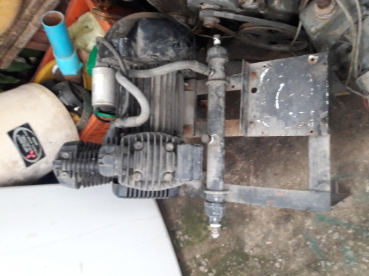 ขาย !! ปั้มลมออยฟรี.ขนาด3แรงไฟ220v.พร้อมใช้งาน