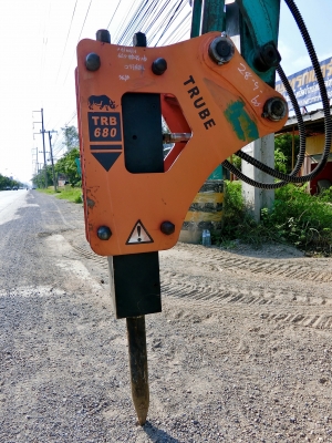 KOMATSU 40-7E ขนาดPC-40 <มีVDOให้ชม>รถเก่านอกมีเอกสารอินวอย☎️ติดต่อ 085-5632278 <ราคาต่อรองได้>