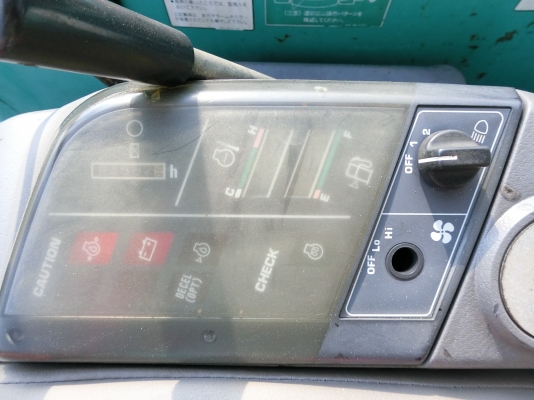 KOMATSU 40-7E ขนาดPC-40 <มีVDOให้ชม>รถเก่านอกมีเอกสารอินวอย☎️ติดต่อ 085-5632278 <ราคาต่อรองได้>