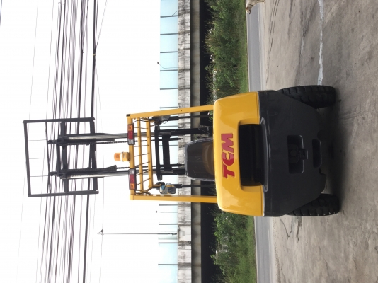 อาร์ ซี เอช โฟรคลิฟท์ ขาย ทีซีเอ็ม เครื่องดีเซล 3 ตัน