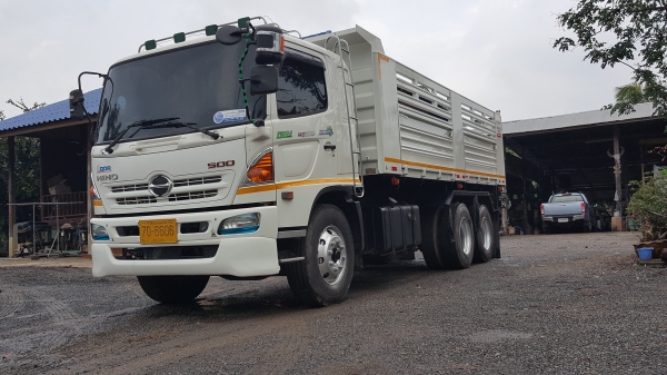 ขายครับ 251 ปี57 รถสวยขั้นเทพ สภาพป้ายแดง