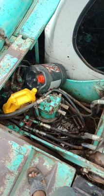 ขายด่วน SK200 - MARK 5 สภาพพร้อมใช้งาน  สนใจ 093-5088141