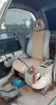 ขายด่วน SK200 - MARK 5 สภาพพร้อมใช้งาน  สนใจ 093-5088141