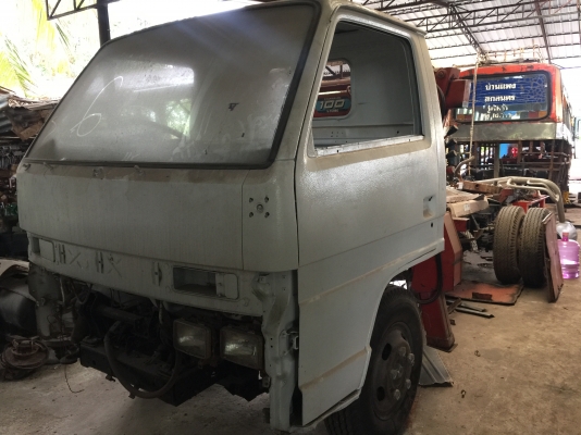 Isuzu NKR ห้างแท้เกียรยาว กะปุกเพาเวอร ช่วง4.3 หัวสีใหม่สวยๆไม่มีเครื่องกะเกียรนะครับ เล่มพร้อมโอน Isuzu NKR ห้างแท้เกียรยาว กะปุกเพาเวอร ช่วง4.3 หัวสีใหม่สวยๆไม่มีเครื่องกะเกียรนะครับ เล่มพร้อมโอน