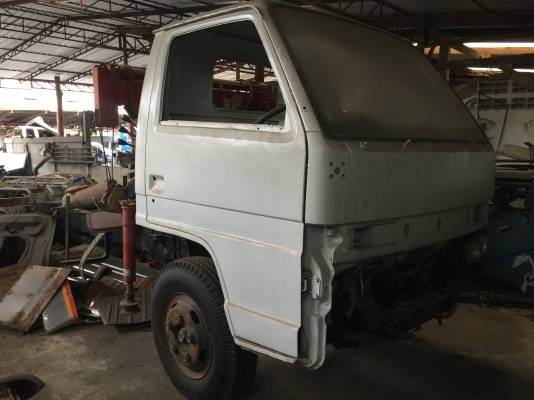 Isuzu NKR ห้างแท้เกียรยาว กะปุกเพาเวอร ช่วง4.3 หัวสีใหม่สวยๆไม่มีเครื่องกะเกียรนะครับ เล่มพร้อมโอน