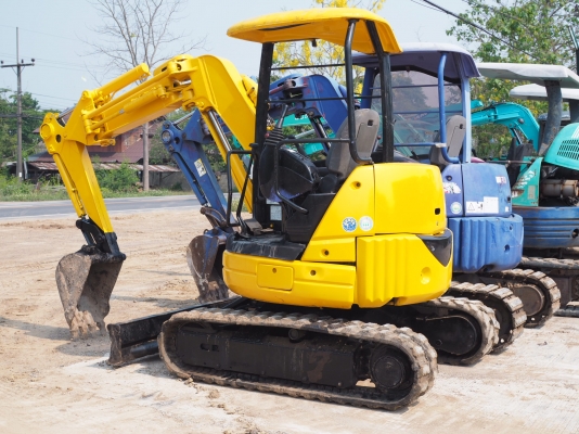 ขายตามสภาพ190,000 KOMATSU PC28UU-3