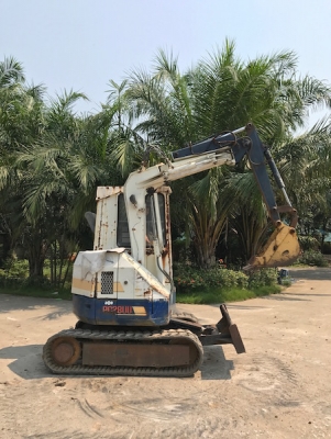 ขายKOMATSU PC28 uu (pc30)คอนโทลดี ปั้มแรง แน่นๆ สวยเดิมจากญี่ปุ่น100\% ทำงานสมบูรณ์ทุกระบบ รับรองไม่ผิดหวัง 195,000 เท่านั้น!!