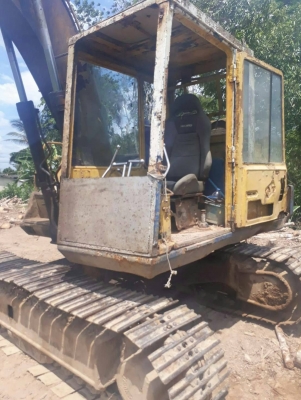 ขายรถแบคโฮ KOMATSU PC100-3 พร้อมหัวคีป ราคา 190000