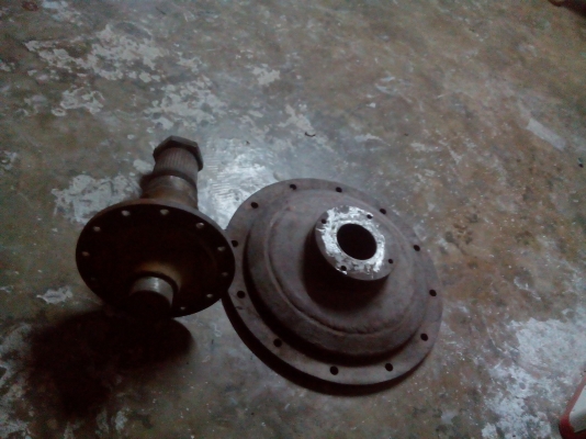 ขายเพลาพร้อมหัวดุม 12 ht เฟืองแน่น ลูกปืนแน่น