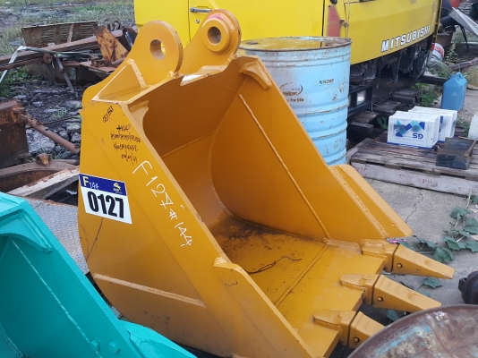 บุ้งกี๋รถแบคโฮ KOMATSU ใส่ PC100, PC120, PC128 ของใหม่นำเข้าจากนอก