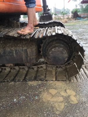 EX200-1. เครื่อง 6BG1. เครื่องดี เอวดี ปั้มดี. พร้อมใช้งาน