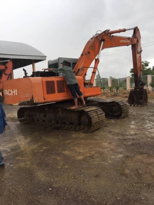 EX200-1. เครื่อง 6BG1. เครื่องดี เอวดี ปั้มดี. พร้อมใช้งาน