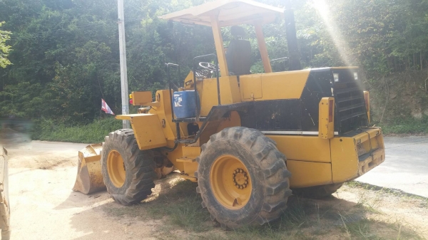 รถตัก KOMATSU WA 100 - 1. สนใจติดต่อ 081 - 6079515