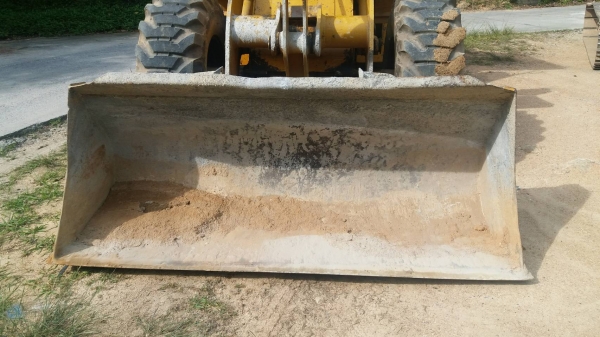 รถตัก KOMATSU WA 100 - 1. สนใจติดต่อ 081 - 6079515 รถตัก KOMATSU WA 100 - 1. สนใจติดต่อ 081 - 6079515