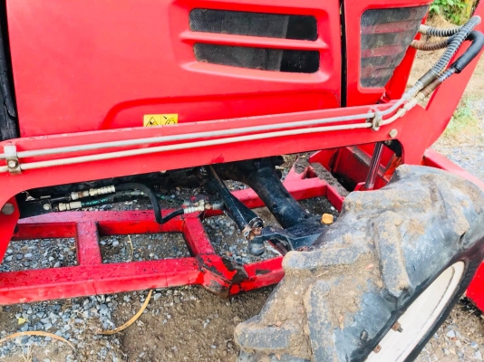 ํรถแทรกเตอร์สภาพดี พร้อมใช้งาน สนใจติดต่อ 086-1332298 ํรถแทรกเตอร์สภาพดี พร้อมใช้งาน สนใจติดต่อ 086-1332298