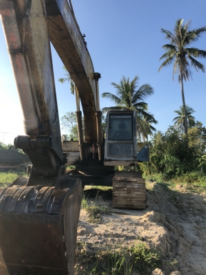 ขายรถแบคโฮ KOBELCO SK200-// เอกสารเล่มพร้อมโอน ราคา 350000 ขายรถแบคโฮ KOBELCO SK200-// เอกสารเล่มพร้อมโอน ราคา 350000