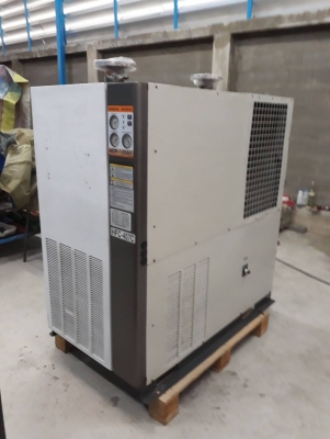 Sell AIR DRYER HITACHI HDR-120AE FOR SCREW 75-100HP