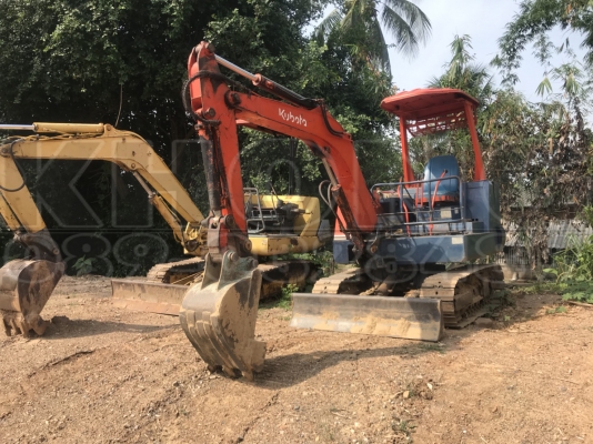 ขายเหมาเลิกกิจการ Kubota pc25 และ komatsu/7 pc30 สภาพพร้อมใช้ ขายเหมา2คัน เพียง 300000 บาท ขายเหมาเลิกกิจการ Kubota pc25 และ komatsu/7 pc30 สภาพพร้อมใช้ ขายเหมา2คัน เพียง 300000 บาท