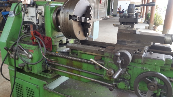 แท่นกลึง 6 ฟุต พร้อมใช้ 78,000 ด่วนๆๆๆ   0898217996